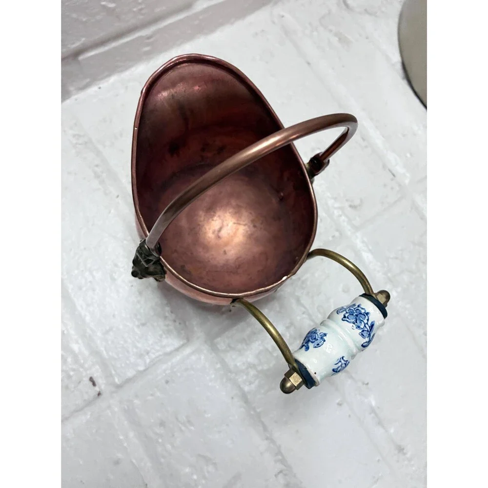 Small Copper Coal Scuttle Bucket Lion Heads Porcelain Handle Made in Ireland